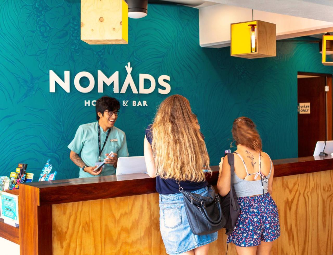 Nomads Hotel, Hostel & Rooftop Pool Cancún Exterior foto
